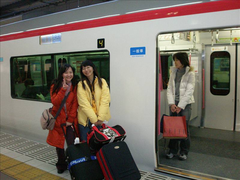 東瀛留學日記之童話世界篇(2008.1):搭前往名古屋市的電車