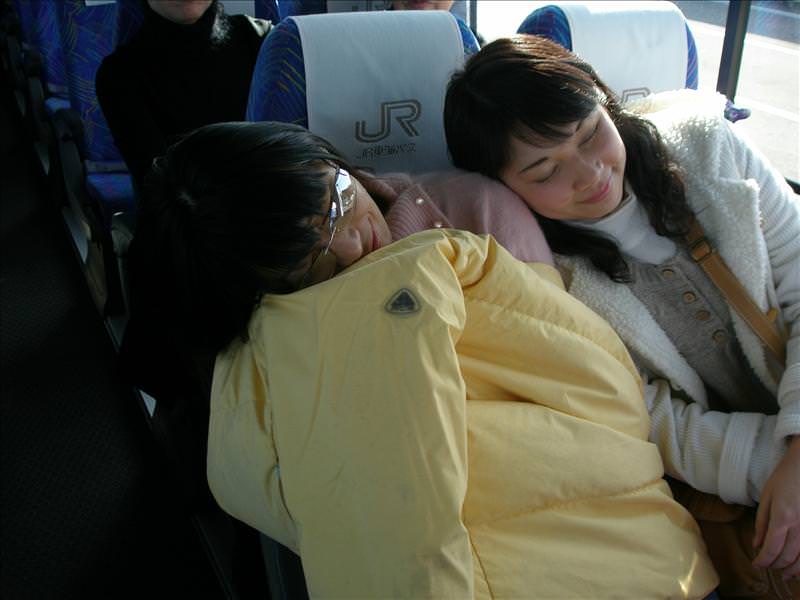 東瀛留學日記之童話世界篇(2008.1):「上車昏睡二人組」