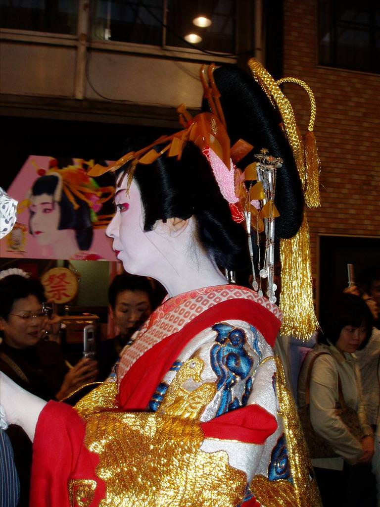 東瀛留學日記之節日篇:近照一張（嗯..晚上看到可能會嚇到吧）