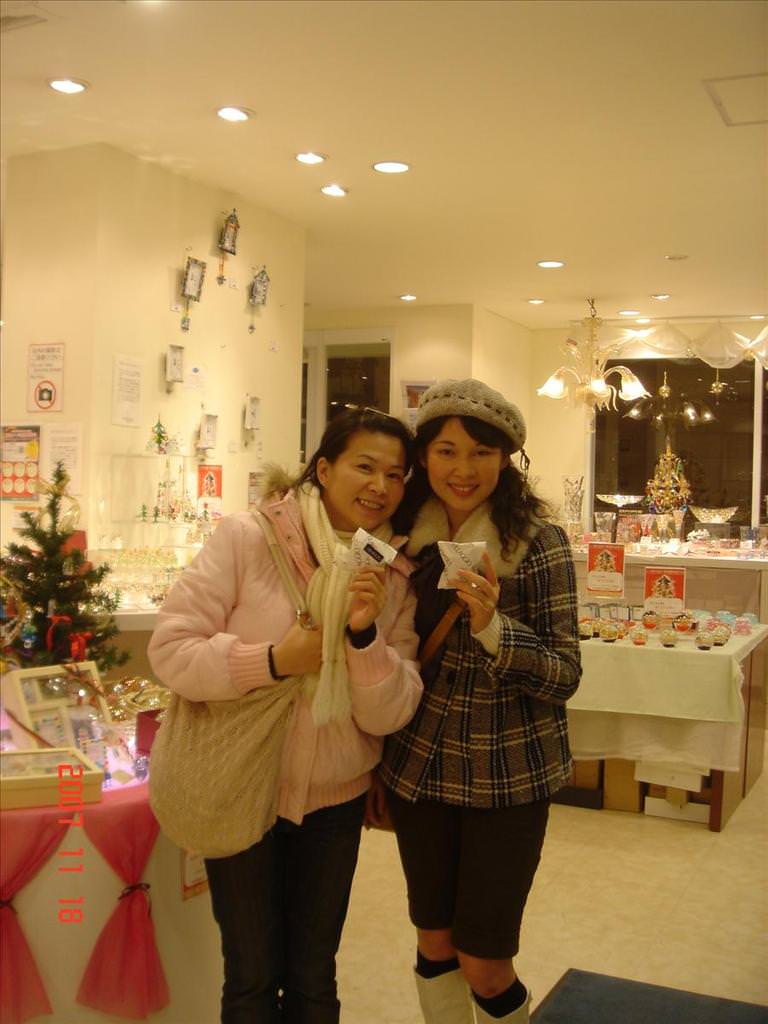 東瀛留學日記之吃喝玩樂篇(2007.11):在店裡拍的
