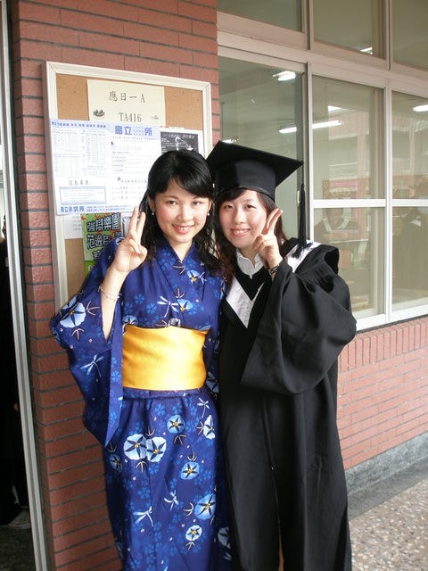 2007.6.16 請微笑地說再見:圓圓說：老師我已經等很久了說...