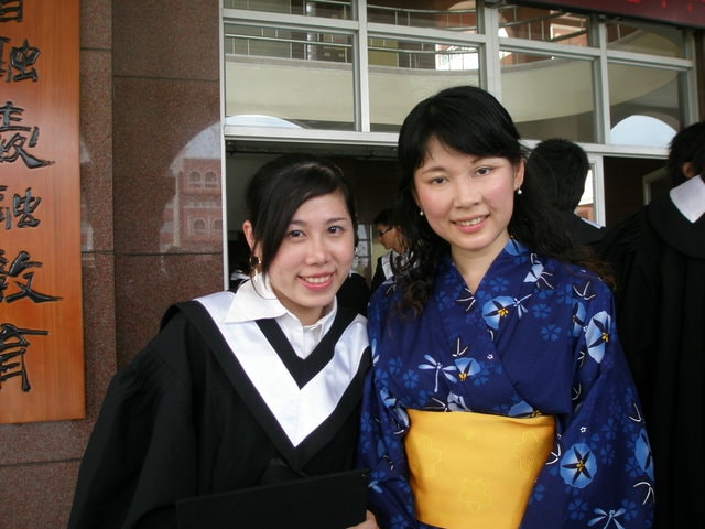 2007.6.16 請微笑地說再見:與嘉菱。